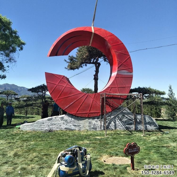 九江草地精神堡垒雕塑 九江草地精神堡垒雕塑