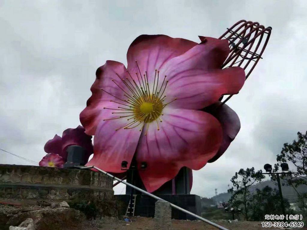 戒指花朵雕塑厂家，烤漆工艺，不锈钢广场戒指雕塑厂