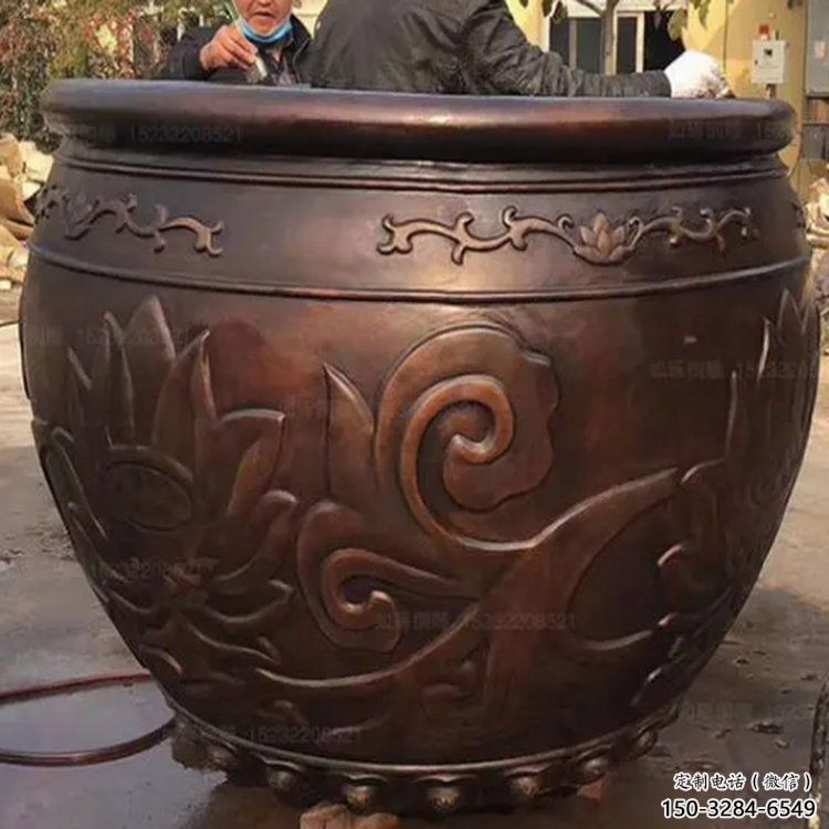 莲花图紫铜缸雕塑